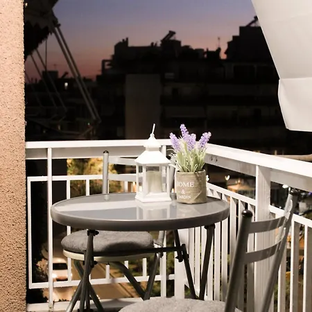 50 Steps Apart Metro Neos Kosmos Athens Exterior photo